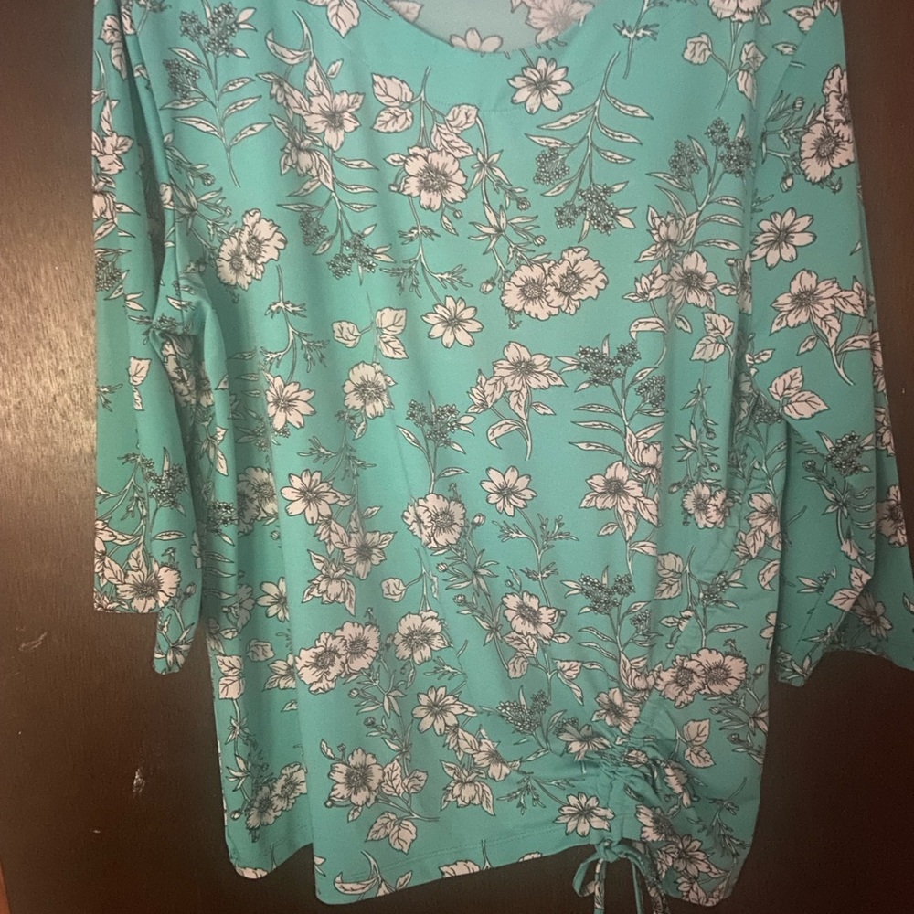 Southern Lady White and Gray Ruched Tie Front Blouse